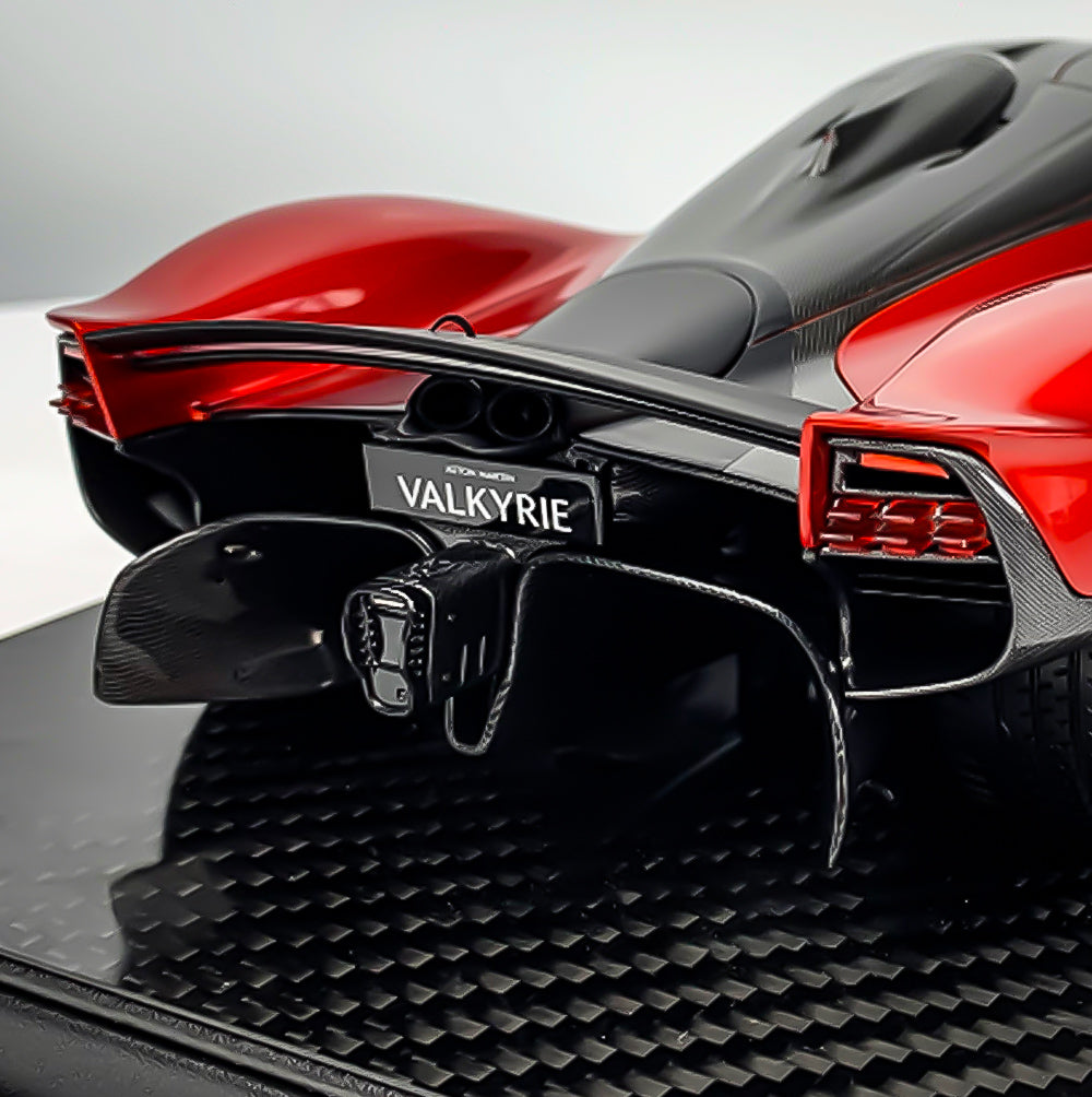 1/18 Aston Martin Valkyrie Candy Apple Red